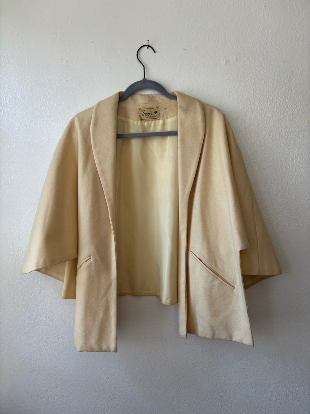 Vintage Cream Short Cape Jacket